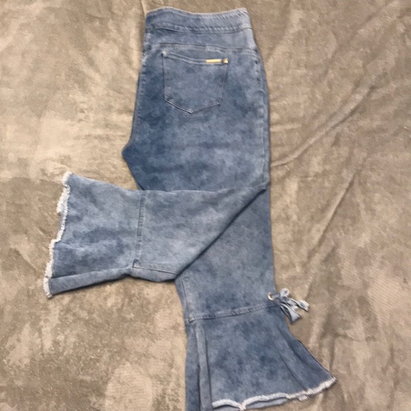 Peter Nygard Luxe Denim Jeans 